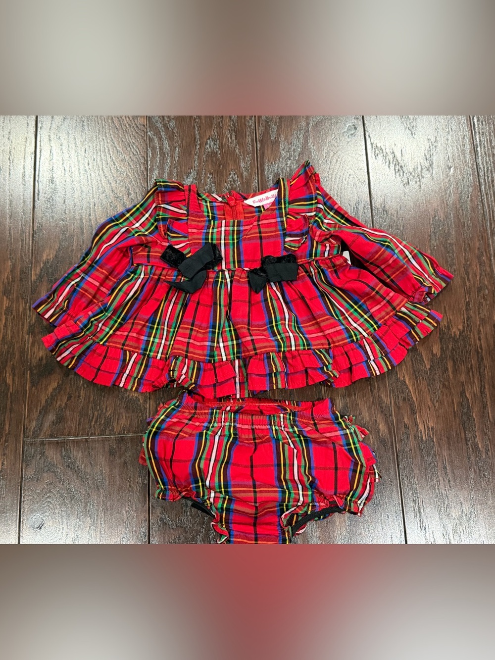 RUFFLEBUTTS Plaid Dress & Bloomers Set Red Bow Holiday Size 0-3 Mth NEW